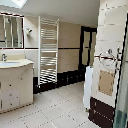 Macca-villacrosse Apartament *