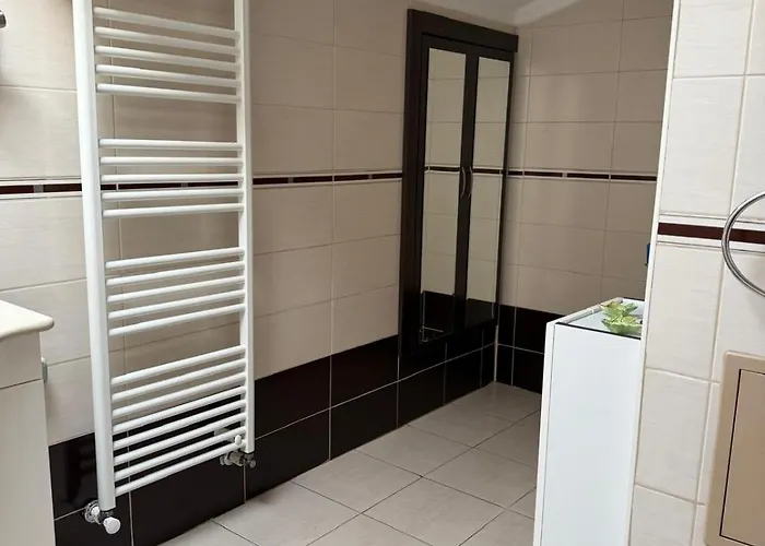 Macca-villacrosse * Bukurešť