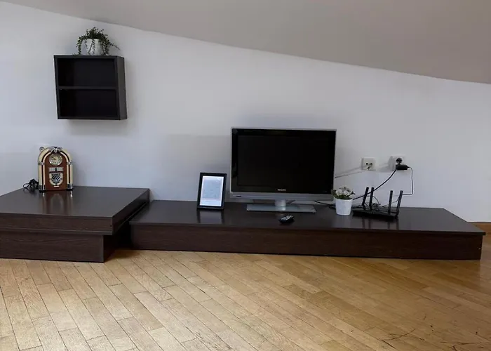 Macca-villacrosse Бухарест